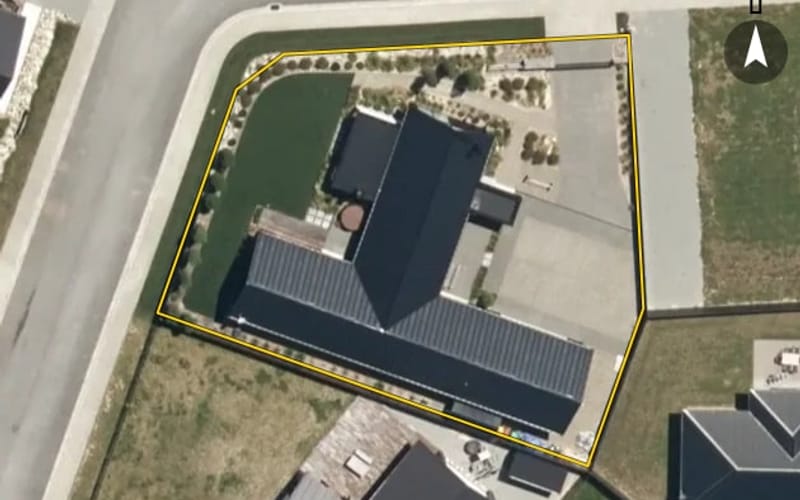 3 McHutcheson Way