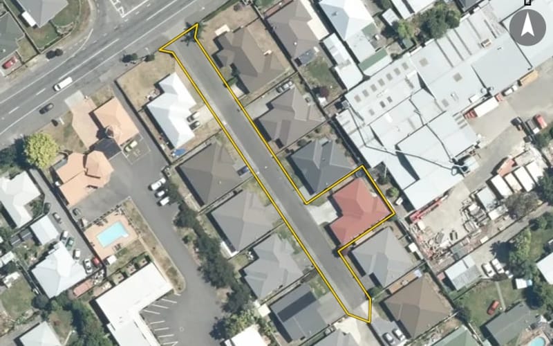 1113 Karamu Road North