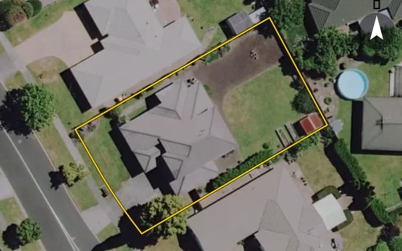 18 Admiral Crescent