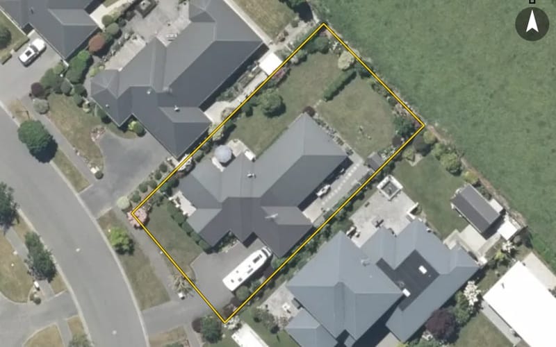 12 Country Place