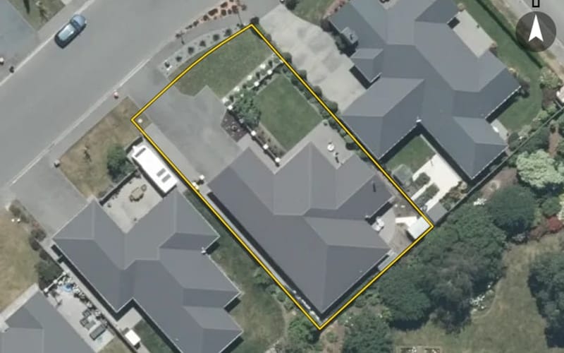 3 Charlesworth Drive