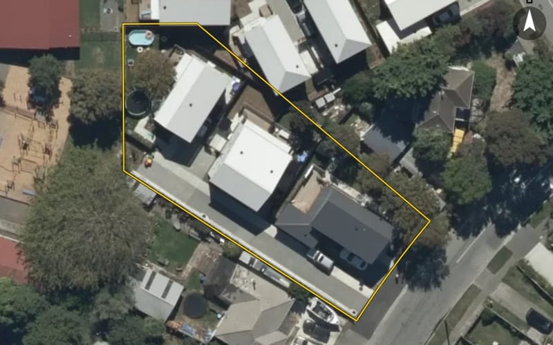 9 Rowcliffe Crescent