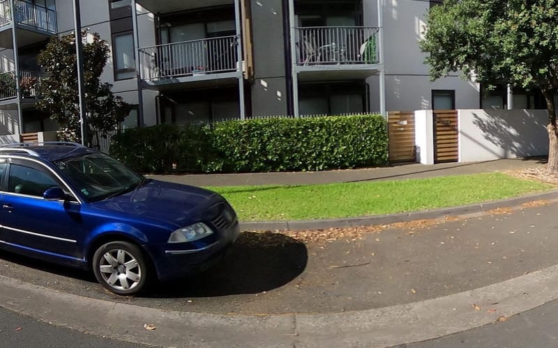 2-16 Scoria Crescent