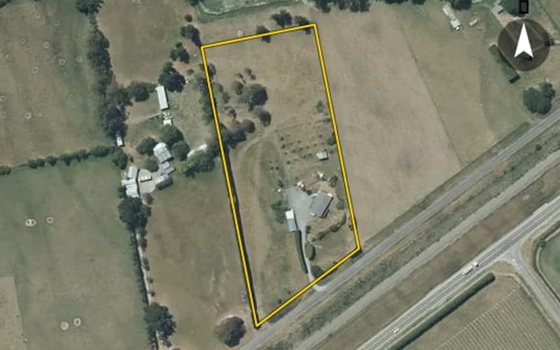98 Hendersons Road