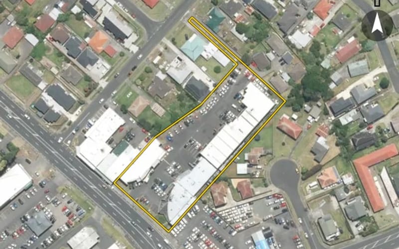 586 Great South Road