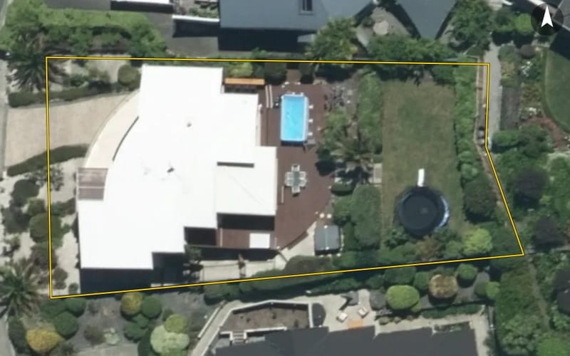 24 Zeehaen Place