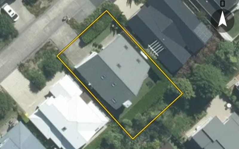 11 Tuatini Place