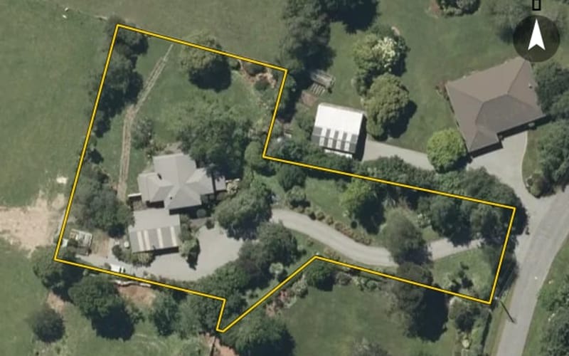 17 Ribbonwood Road
