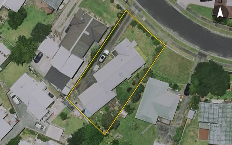 10 Ridgeway Place