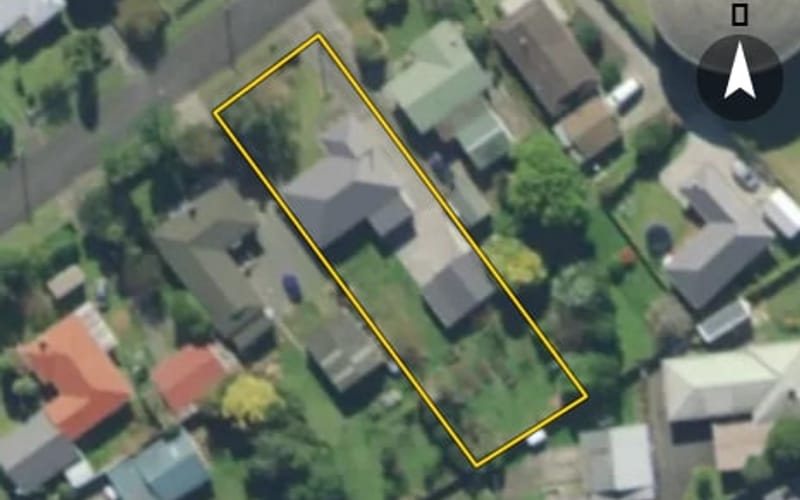 6 Cobham Place