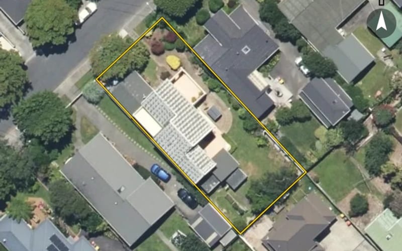 82 Totara Crescent
