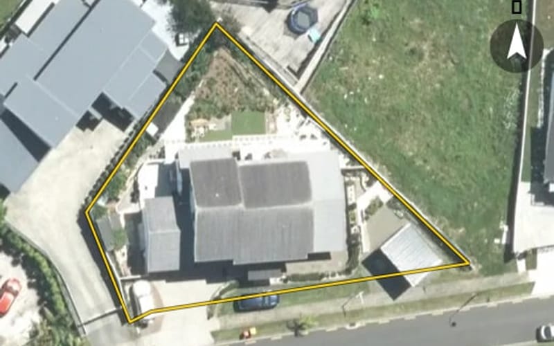 16 Henriette Place