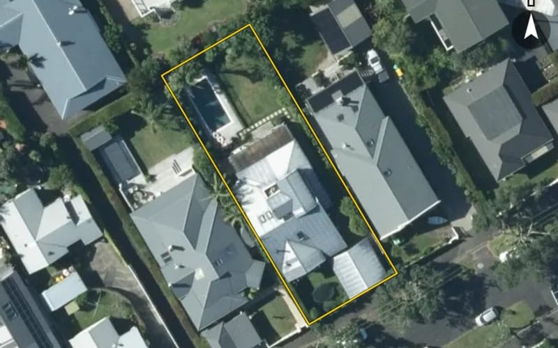 6 Ascot Avenue