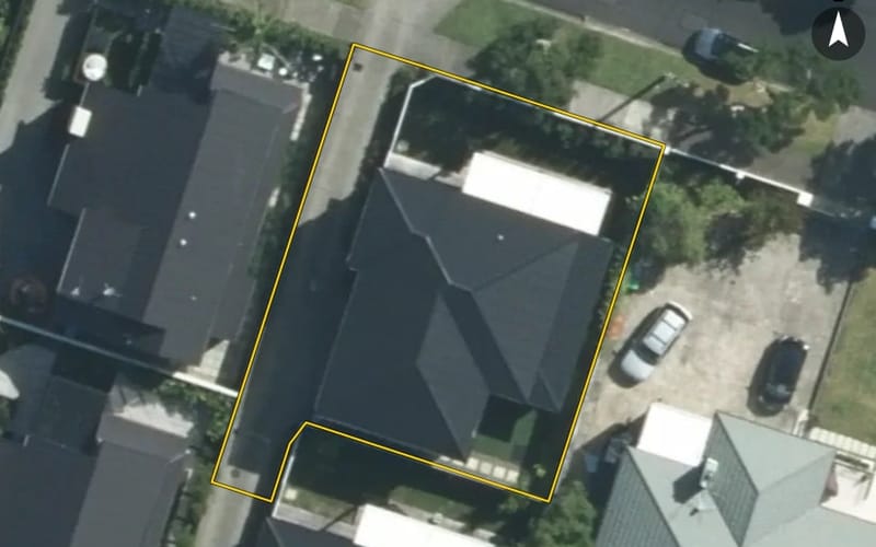19 Carnarvon Avenue