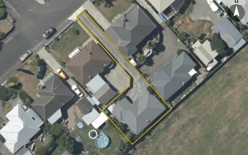 10 Anzac Avenue