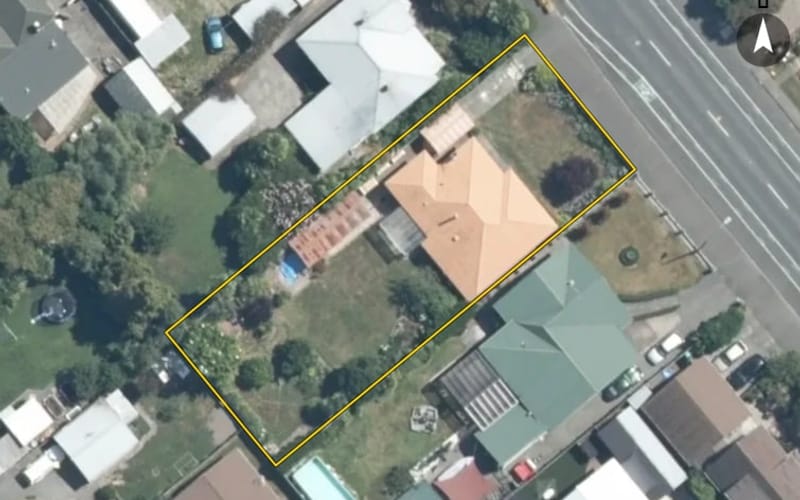 704 St Aubyn Street West