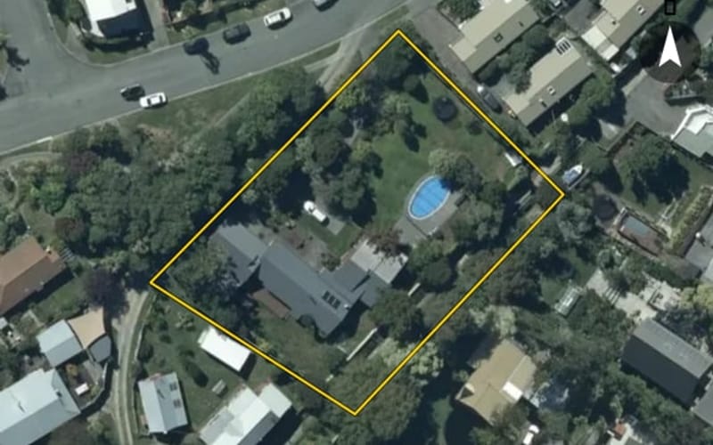 9 Sumnervale Drive