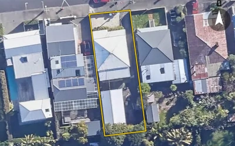 26 Douglas Street