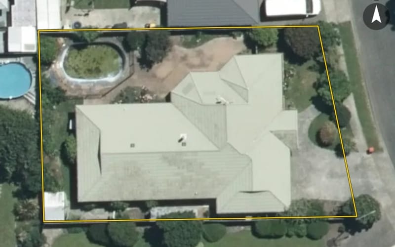 13 Saunders Crescent
