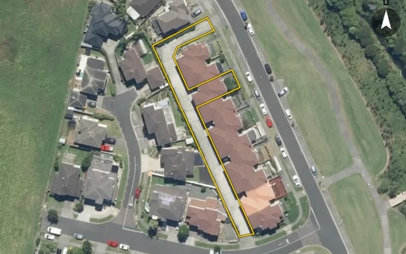 32 Flintridge Drive