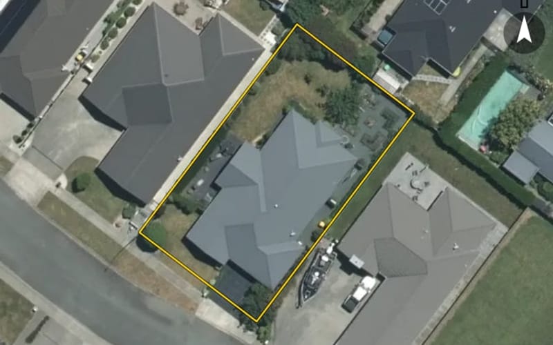 17 Lassen Place