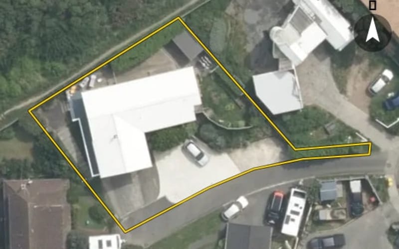 82 Beacon Hill Road