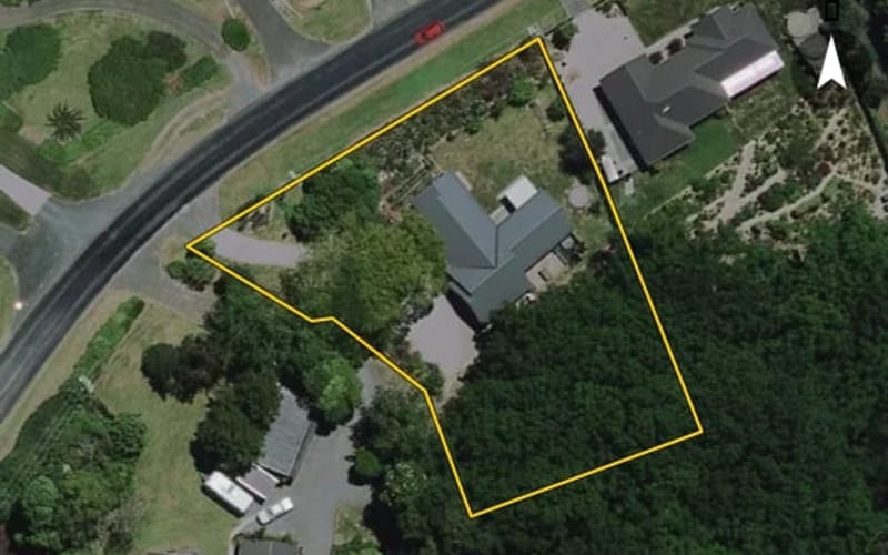 631 Peacockes Road