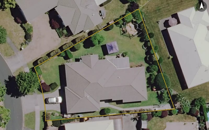 14 Admiral Crescent