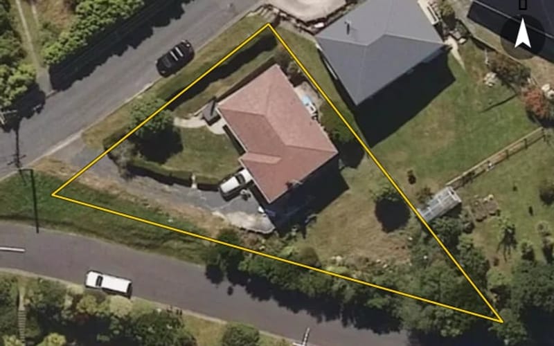 106 Manapouri Street