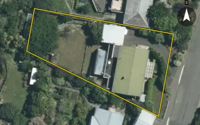 13 Douglas Road