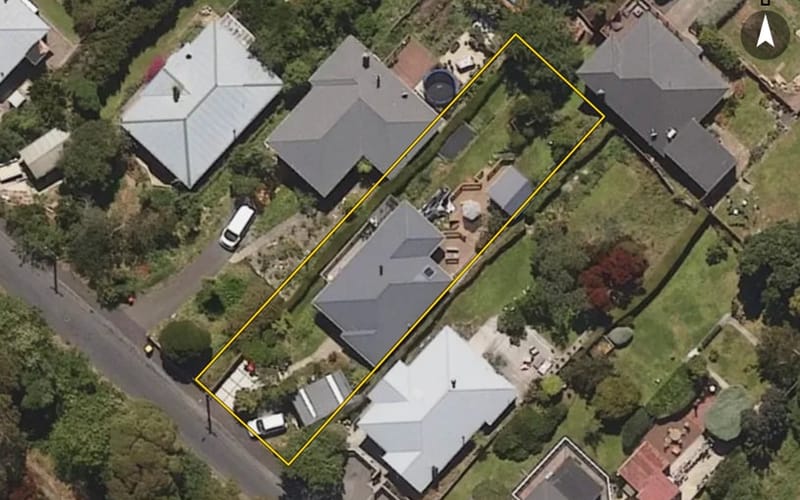 12 Laing Street
