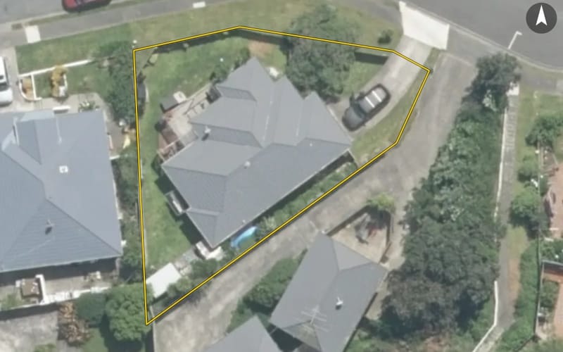 30 Domanski Crescent
