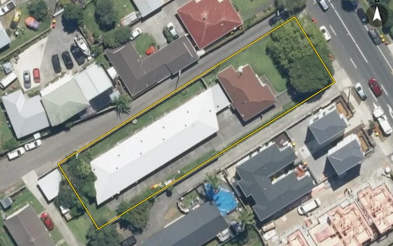 15 Huia Road