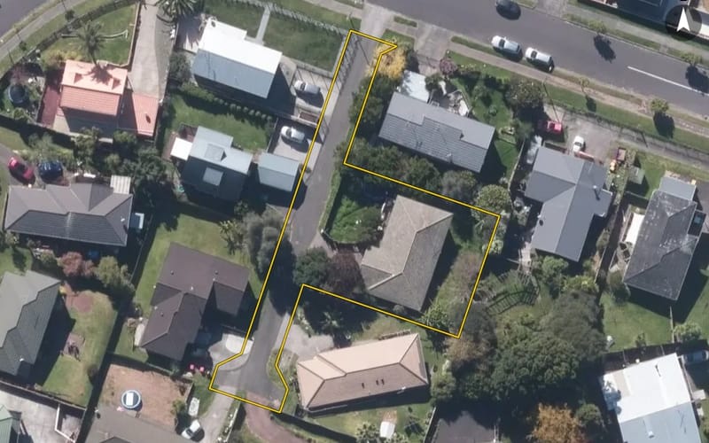6 Carillon Place