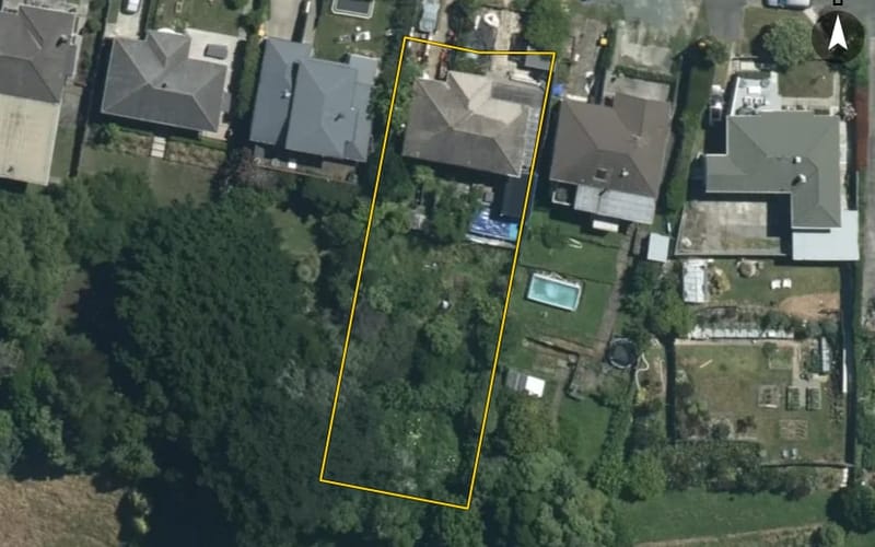 56 Stanley Crescent