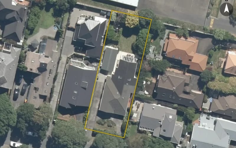 25 Hinau Street