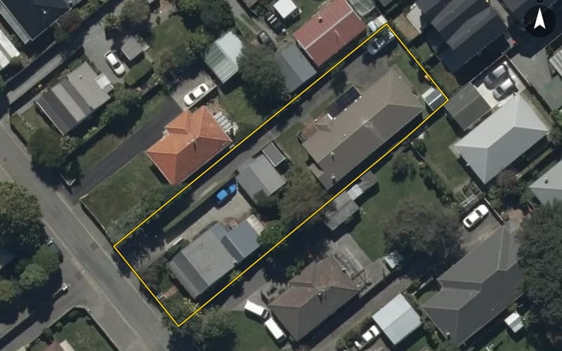 2/28 Torrens Road