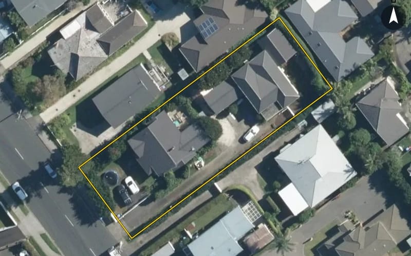 13A Lunn Avenue