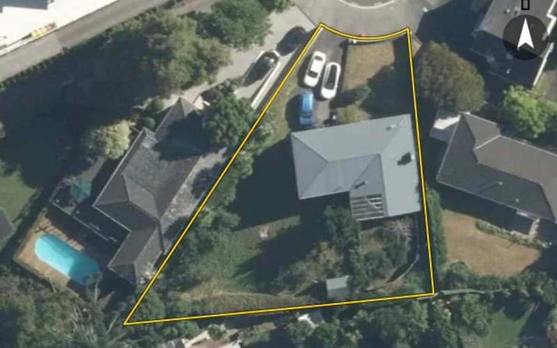 22 Debron Avenue