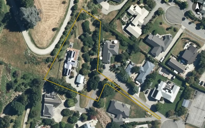 8 Stowmore Lane