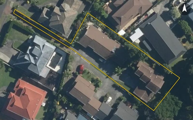 2/10 Charles Fox Place