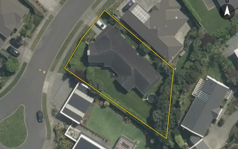 17 Mervyn Kemp Drive