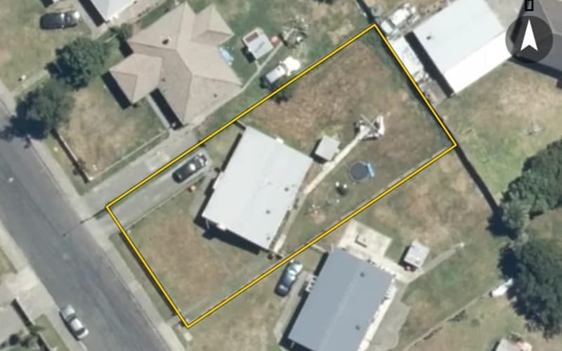 1228 Cunningham Crescent