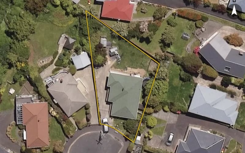 10 Blantyre Road