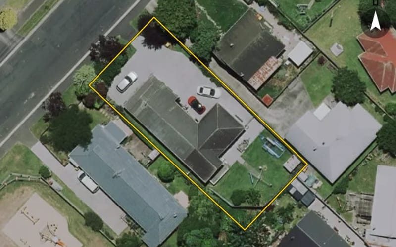 33 Pine Avenue