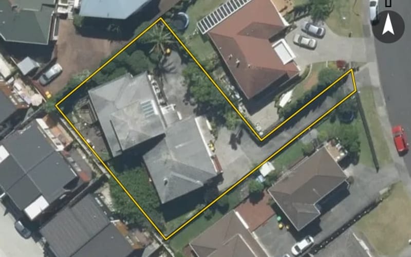 1/8 Strabo Place