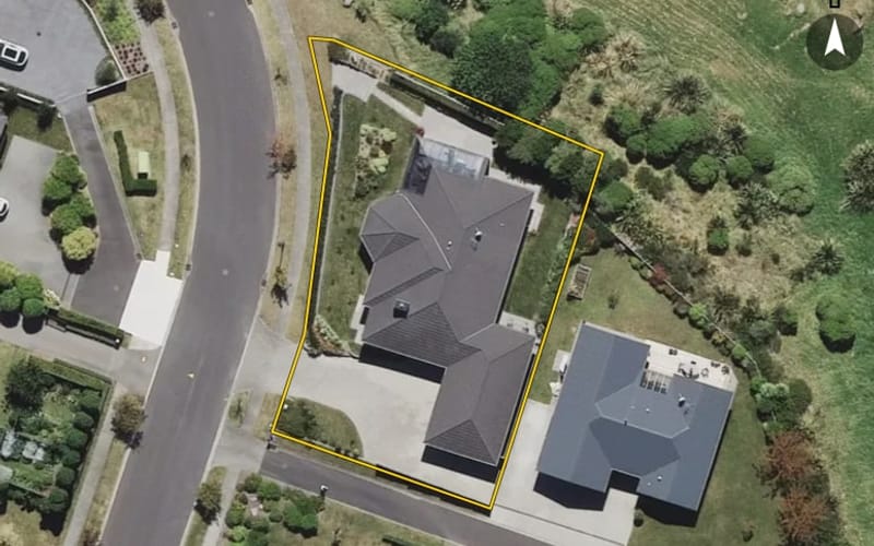 30 Pukenamu Road