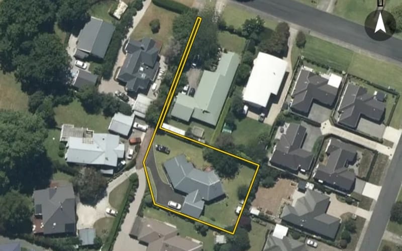 16 Addison Street