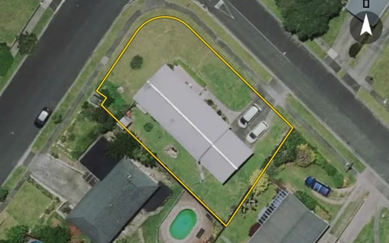 2 Ridgeway Place