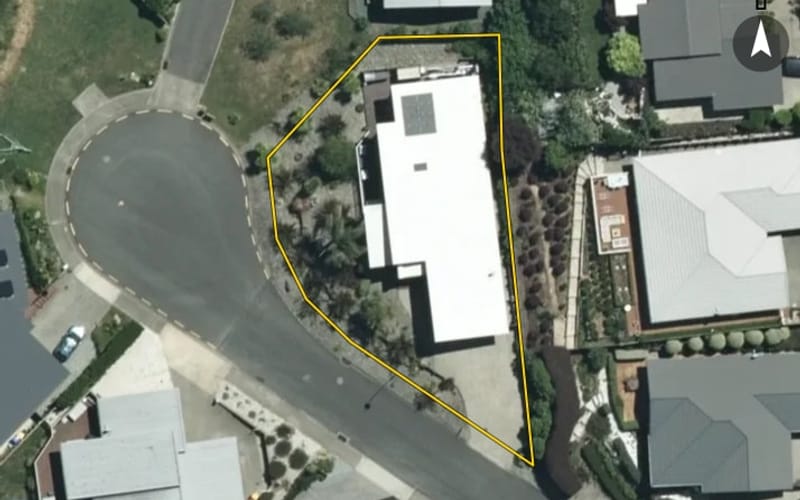 4 Buckingham Court